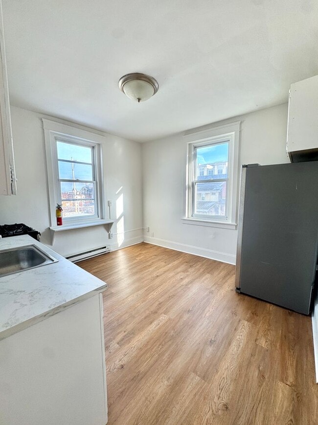 819 E 5th St in Bethlehem, PA - Building Photo - Building Photo