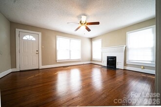 908 S Juniper St in Kannapolis, NC - Foto de edificio - Building Photo