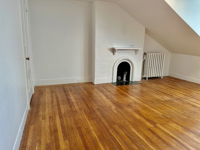 109 Charles St in Boston, MA - Building Photo - Building Photo