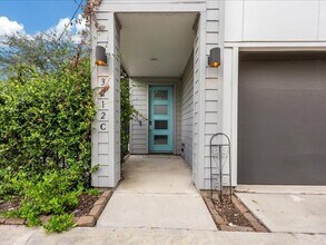 3212 N MacGregor Way in Houston, TX - Building Photo - Building Photo