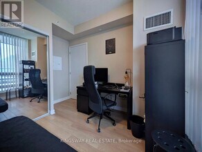 3975 Grand Park Dr in Mississauga, ON - Building Photo - Building Photo