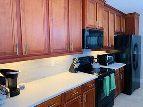 1400 Lake Baldwin Ln in Orlando, FL - Building Photo - Building Photo