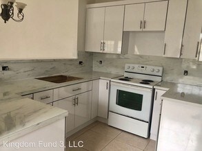 1008 NW 2nd Ave in Hallandale Beach, FL - Building Photo - Building Photo