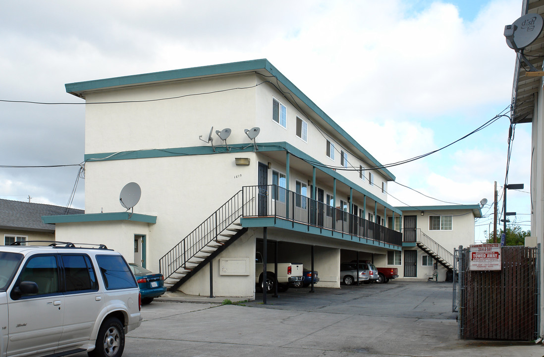 1619 Alum Rock Ave in San Jose, CA - Building Photo