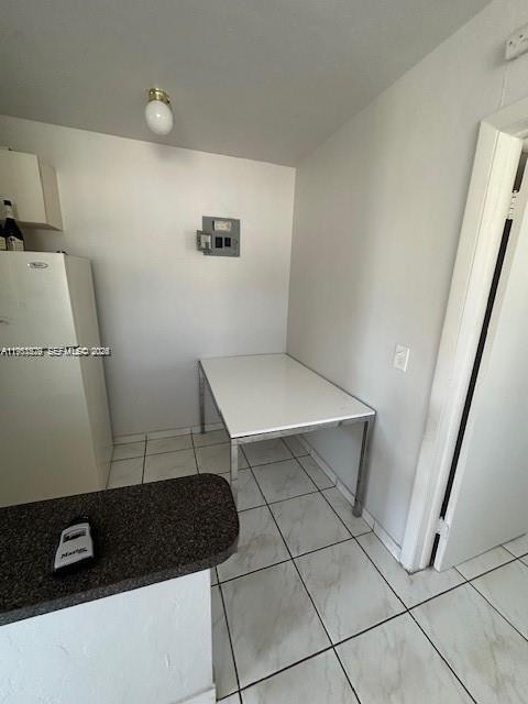 110 W 26th St in Hialeah, FL - Building Photo - Building Photo