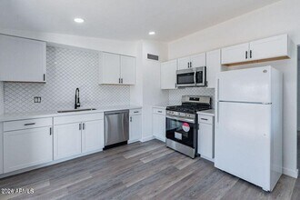 11107 W Iowa Ave in Youngtown, AZ - Building Photo - Building Photo