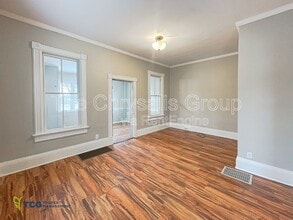 111 W Moore St in Ottawa, IL - Building Photo - Building Photo