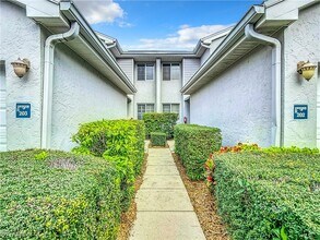 2860 Citrus Lake Dr in Naples, FL - Building Photo - Building Photo