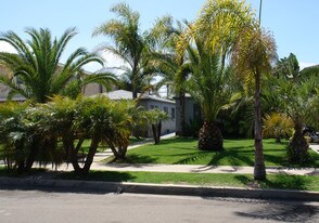 1241-1243 Hornblend St in San Diego, CA - Building Photo
