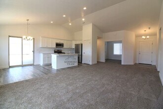 3711 Lakelse Ln in Pasco, WA - Building Photo - Building Photo