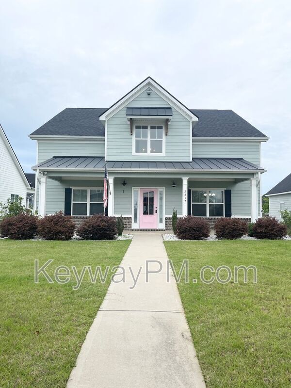 property at 2217 Laurens St