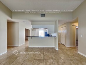 1056 Bridlewood Way in Brandon, FL - Building Photo - Building Photo