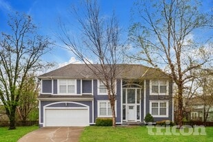 11734 Cody St, Unit 23 in Overland Park, KS - Building Photo