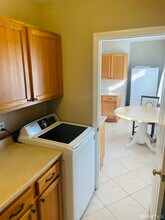 632 East St in New Britain, CT - Building Photo - Building Photo