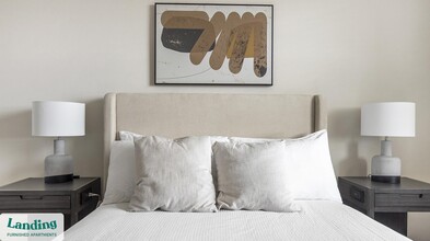 4985 Eastwood Greens St, Unit 03-301 in Ft. Myers, FL - Foto de edificio - Building Photo