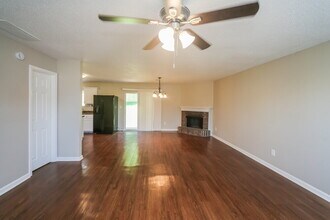 10108 Nolton Cir in Cordova, TN - Building Photo - Building Photo