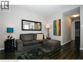 931 Glasgow St in Kitchener, ON - Building Photo - Building Photo
