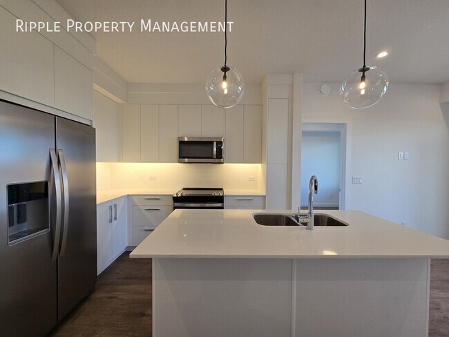 63 Corner Glen Crois. NE in Calgary, AB - Building Photo - Building Photo