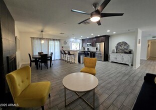 6110 E Blanche Dr in Scottsdale, AZ - Building Photo - Building Photo