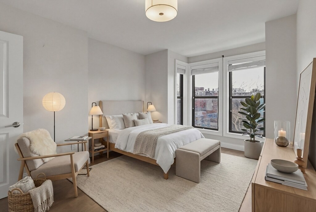 135 Havre St in Boston, MA - Building Photo