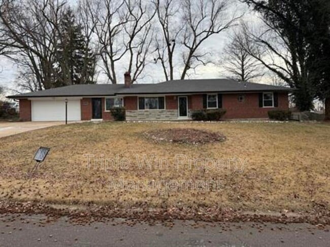 property at 30 Rolling Hills Dr