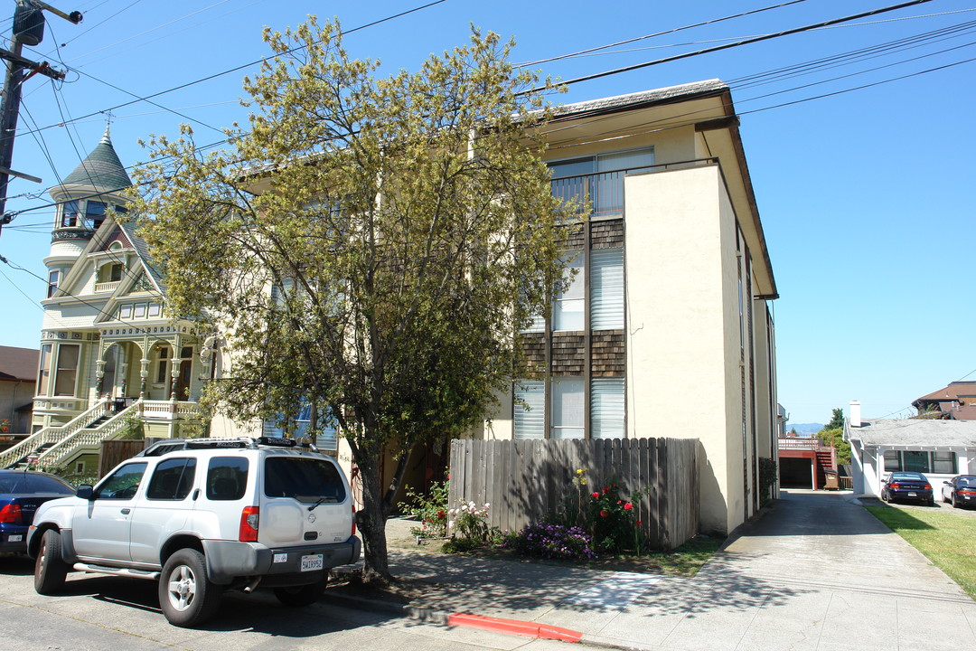 1528 Oxford St in Berkeley, CA - Building Photo