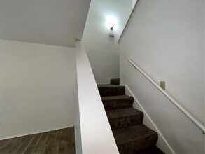 8038 Sands Point Dr in Houston, TX - Building Photo - Building Photo