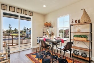 8271 Lancaster Dr in Cotati, CA - Building Photo - Building Photo