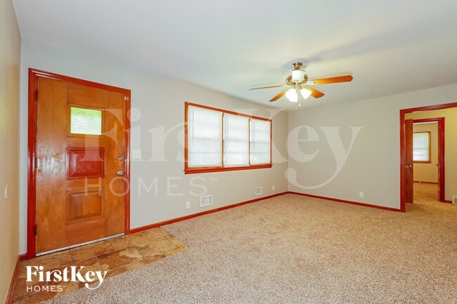 8305 E 85th Terrace in Raytown, MO - Building Photo - Building Photo