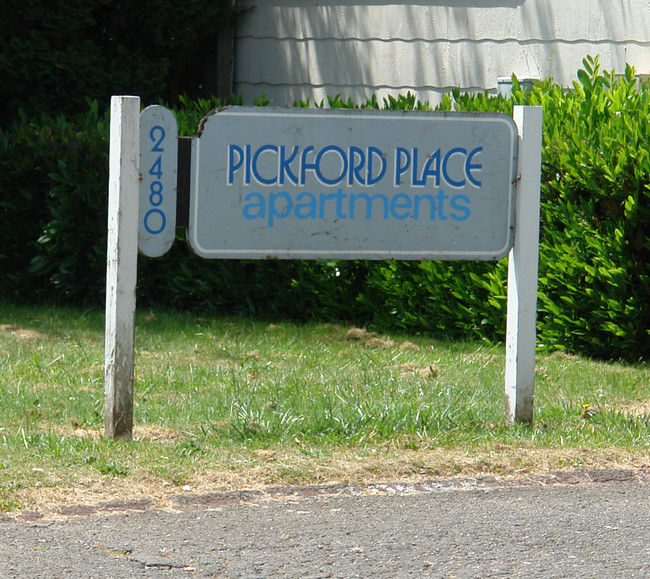 Pickford Place Apartments in Corvallis, OR - Building Photo - Building Photo