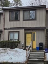 93 Ridgewood Terrace in Albany, NY - Building Photo