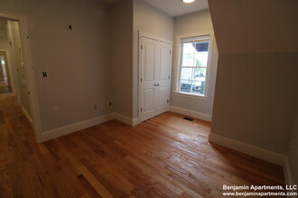 2 Islington Ter in Boston, MA - Building Photo - Building Photo