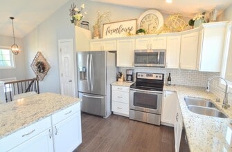 226 Veneto Dr in Walton, KY - Building Photo - Building Photo