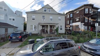 4 Haskell St, Unit 1 in Boston, MA - Building Photo