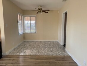 375 E 137th St in Los Angeles, CA - Building Photo - Building Photo