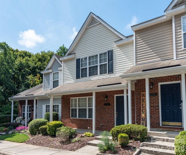 110 Navigator Ct in Mooresville, NC - Building Photo - Building Photo