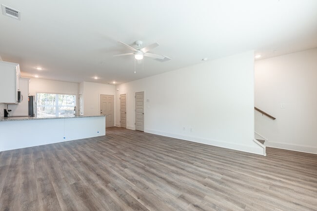 Arch Street Condominiums in Athens, GA - Foto de edificio - Interior Photo