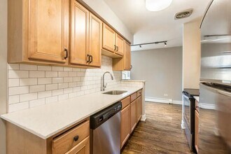 6725 N Sheridan Rd in Chicago, IL - Building Photo - Building Photo