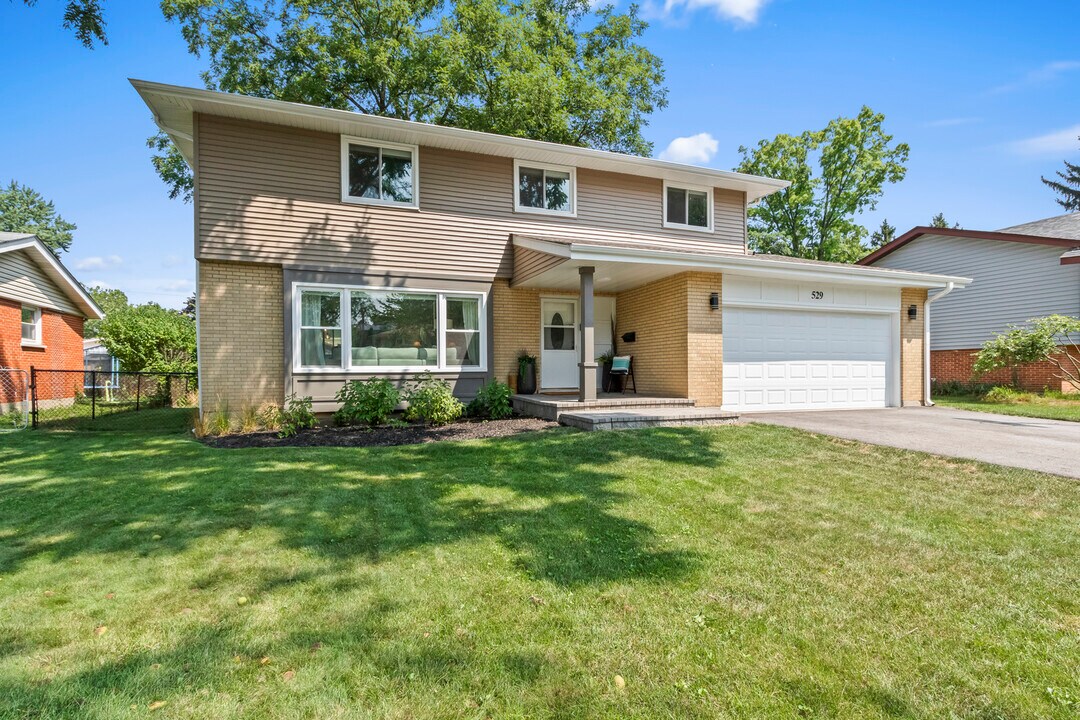529 S Burno Dr in Palatine, IL - Building Photo