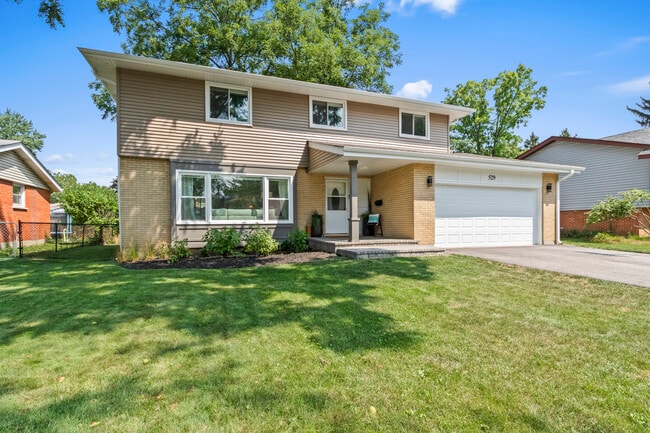 property at 529 S Burno Dr