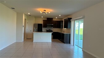 1583 Aspen Ave, Unit 0381 in Davenport, FL - Building Photo - Building Photo