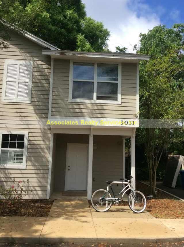 3031 SW Archer Rd
