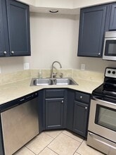1456 Rose Hill Dr W in Jacksonville, FL - Building Photo - Building Photo