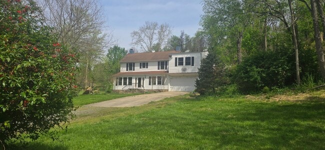 property at 2834 E Boss Arnold Rd