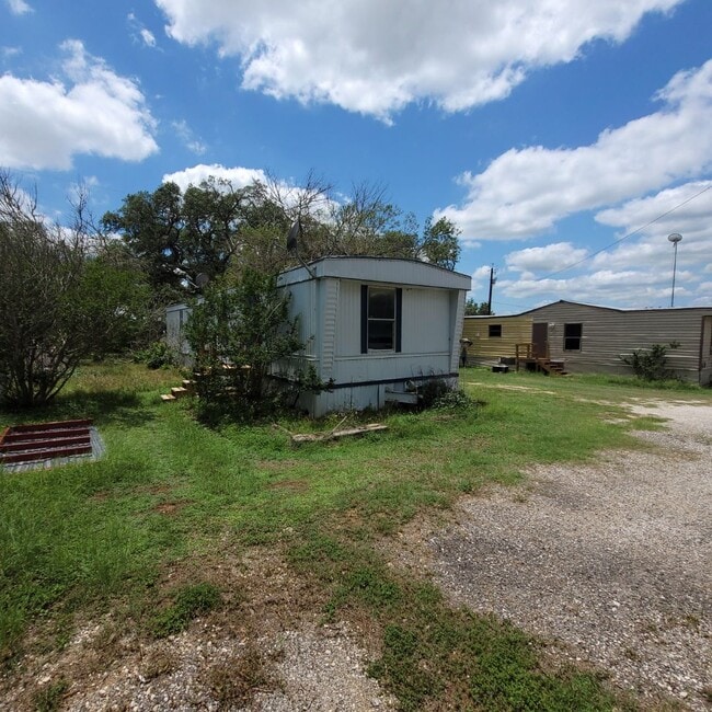 property at 441 Tschoepe Rd