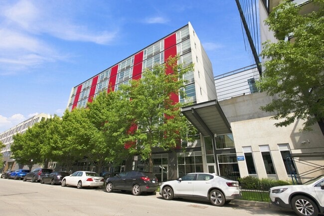 property at 1515 N Fremont St