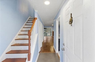 Room in Townhome on Glynn Oaks Dr in Clarkston, GA - Foto de edificio - Building Photo