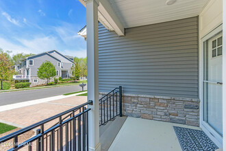 10 McCormick Ave N in Old Bridge, NJ - Building Photo - Building Photo