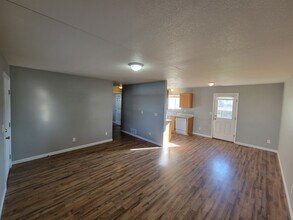3908 24th Ave in Evans, CO - Foto de edificio - Building Photo