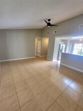 5537 Park Hurst Dr in Orlando, FL - Building Photo - Building Photo